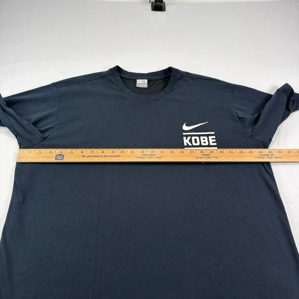 Nike shirt good
